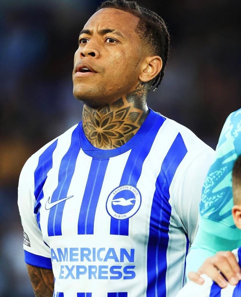 Cruzeiro negocia contratação de zagueiro brasileiro do Brighton da Premier League