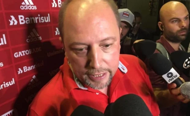 Internacional monitora meia peruano Jesús Castillo do Universitario por R$ 5,8 milhões