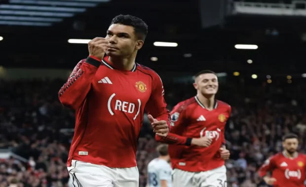 Casemiro gol Manchester United x Brentford Premier League