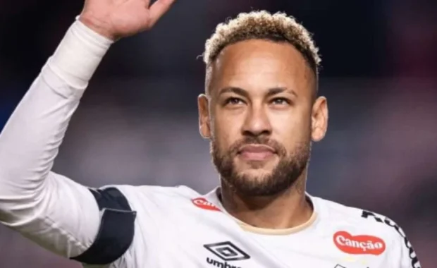 Criança faz oração pedindo Neymar na Copa e atacante responde: 'Vai dar tudo certo'