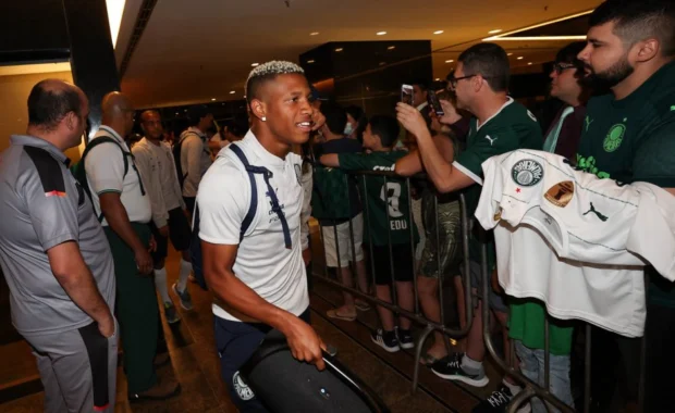 Danilo decide futuro longe do Botafogo e Palmeiras se fortalece como opção
