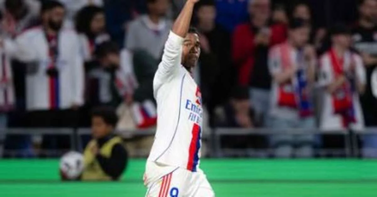 Endrick marca oitavo gol pelo Lyon e revela critério único para decidir futuro no Real Madrid