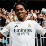 Endrick retorna ao Real Madrid na expectativa de trabalhar com José Mourinho
