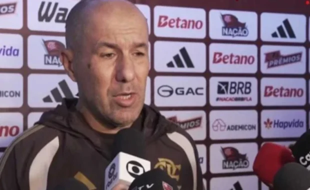 Leonardo Jardim destaca desempenho do Flamengo em nova vitória como visitante