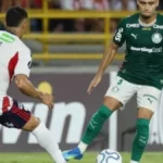 Meio-campista do Palmeiras sonha com vaga na Copa do Mundo 2026 e destaca regularidade
