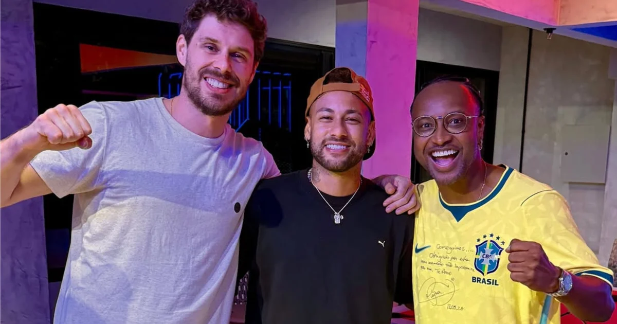 Neymar celebra convocação para Copa do Mundo 2026 com família e amigos famosos em casa