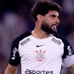 Osmar Stabile confirma saída de Yuri Alberto: 'Não tem como segurar jogador que não quer ficar'