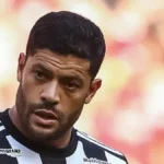 Palmeiras tenta 'roubar' Hulk do Fluminense em lance de última hora, revela jornalista