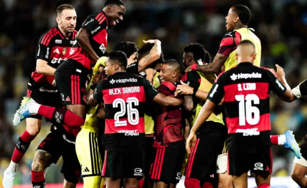 Pedro terá motivação extra no clássico Fla-Vasco com presença de Carlo Ancelotti
