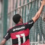 Promessa do Flamengo desperta interesse de clubes europeus em negócio milionário