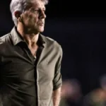 Renato Gaúcho celebra entrega do Vasco e mira Libertadores após triunfo sobre o Athletico