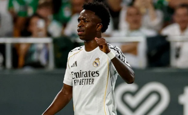 Seis jogadores do Real Madrid confrontam Álvaro Arbeloa e clube vive crise interna