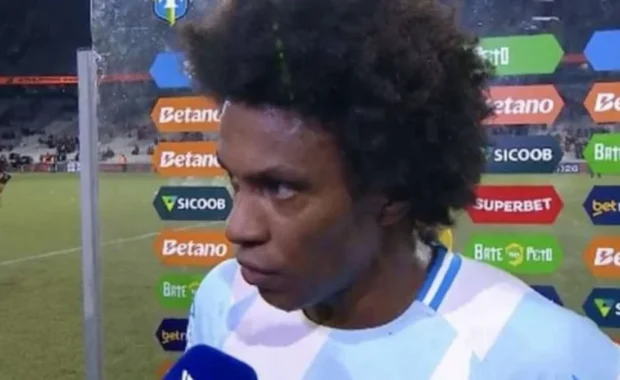Willian destaca importância do empate do Grêmio na Arena da Baixada